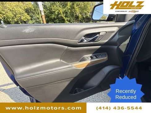 Certified 2023 GMC Acadia SLE image 21