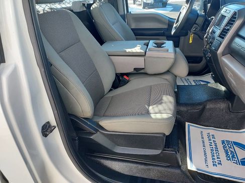 Used 2020 Ford F250 XL w/ Power Equipment Group image 11