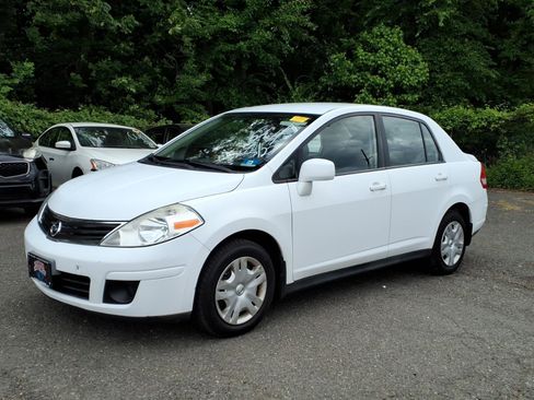 Used 2010 Nissan Versa 1.8 S w/ PWR Plus Pkg FWD image 3