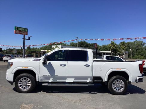 Used 2020 GMC Sierra 2500 Denali w/ Denali Ultimate Package AWD/4WD image 6