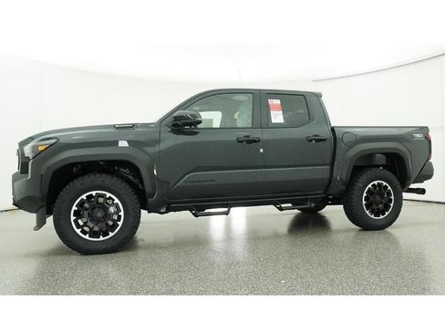 New 2026 Toyota Tacoma TRD Off-Road AWD/4WD image 18