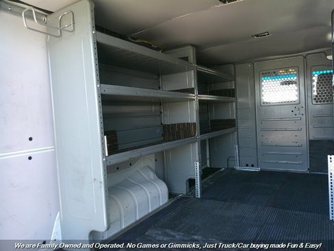 Used 2014 Nissan NV 2500 SV w/ Technology Package image 24