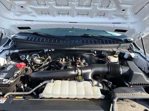 Used 2024 Ford Expedition Max XLT image 21