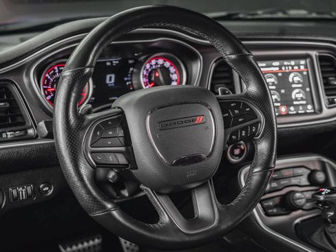 Used 2019 Dodge Challenger R/T Scat Pack RWD image 40