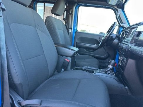 Used 2021 Jeep Wrangler Unlimited Sport image 12