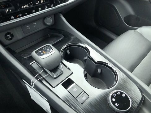 New 2026 Nissan Rogue SV image 27