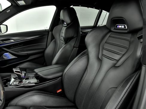 Used 2018 BMW M5 w/ Executive Package image 22