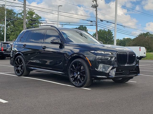 Used 2025 BMW X7 M60i AWD/4WD image 8