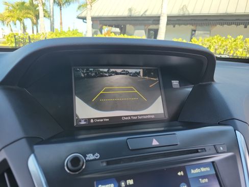 Used 2020 Acura MDX SH-AWD image 25