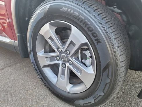 Used 2025 Honda Pilot EX-L image 5