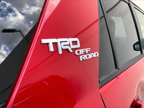 Used 2024 Toyota 4Runner TRD Off-Road AWD/4WD image 7