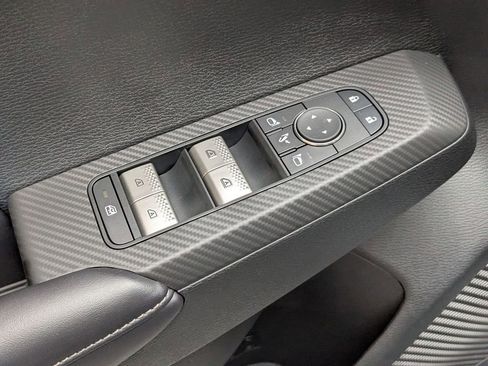 New 2026 Nissan Rogue SL AWD/4WD image 11