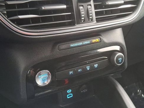 Used 2023 Ford Escape Platinum image 29