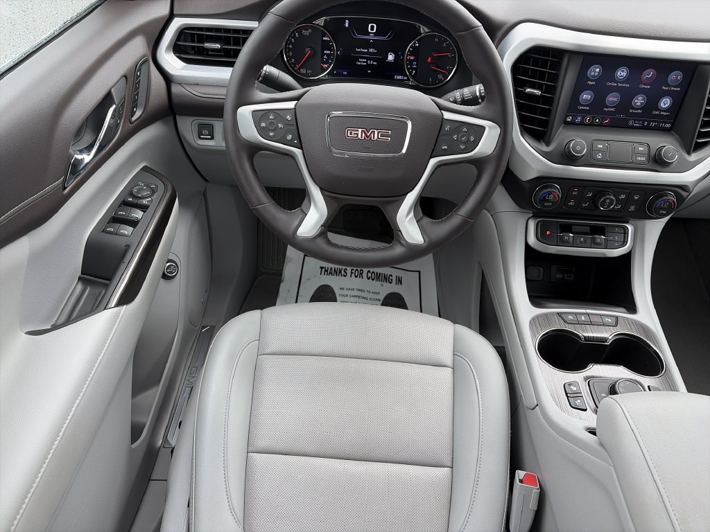 Used 2023 GMC Acadia SLT w/ Technology Package FWD image 15