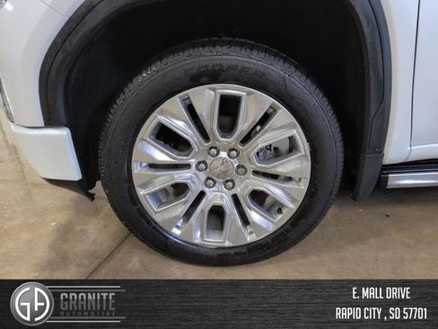 Used 2020 GMC Sierra 1500 Denali w/ Denali Ultimate Package AWD/4WD image 27