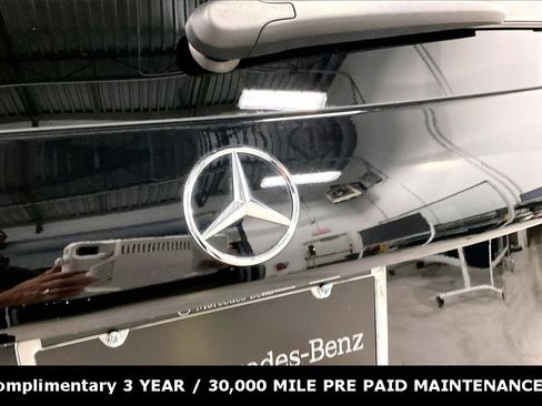 Used 2025 Mercedes-Benz GLB 250 image 30