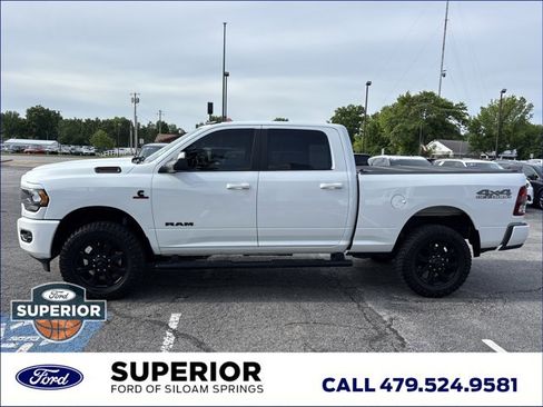 Used 2021 RAM 2500 Big Horn w/ Night Edition AWD/4WD image 9