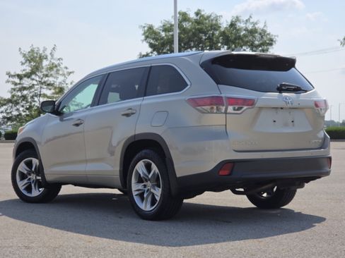 Used 2015 Toyota Highlander Limited Platinum AWD/4WD image 15