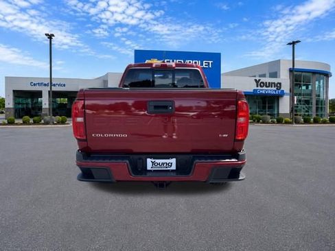 Used 2021 Chevrolet Colorado LT w/ LT Convenience Package AWD/4WD image 6