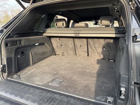 Used 2021 BMW X5 xDrive40i w/ M Sport Package image 31