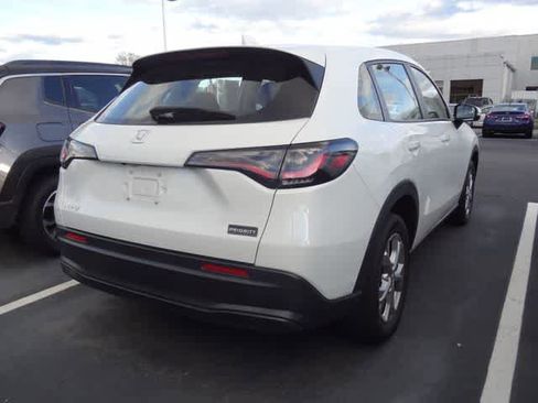 Used 2024 Honda HR-V LX image 7