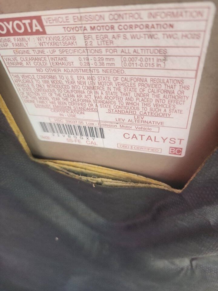 Used 1998 Toyota Camry LE FWD image 13