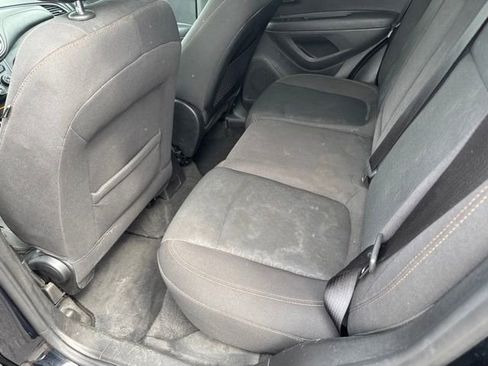 Used 2019 Chevrolet Trax LS w/ Tint and Cruise Package FWD image 11