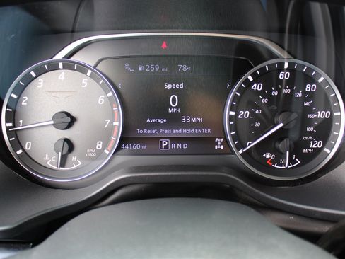 Used 2023 Nissan Titan SV w/ SV Utility Package image 23