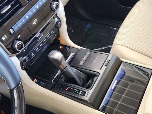 Used 2023 Lexus GX 460 Premium image 19