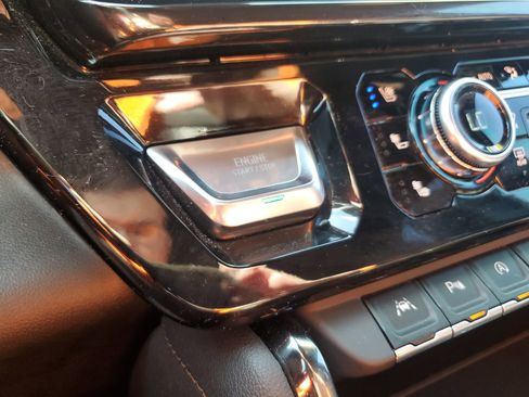 Used 2024 GMC Sierra 1500 AT4 w/ Technology Package image 25