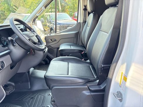 New 2025 Ford Transit 250 148 Medium Roof w/ Load Area Protection Package image 13