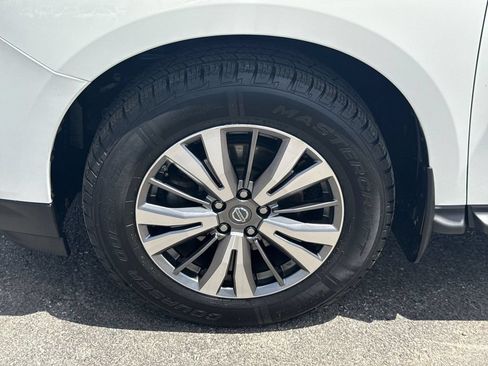 Used 2018 Nissan Pathfinder S FWD image 10