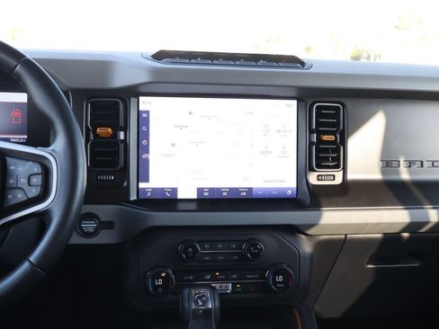 Used 2023 Ford Bronco Badlands AWD/4WD image 30
