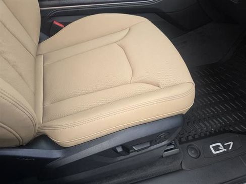 New 2025 Audi Q7 2.0T Premium Plus image 18