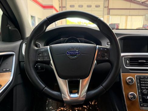 Used 2016 Volvo S60 T5 Premier FWD image 22