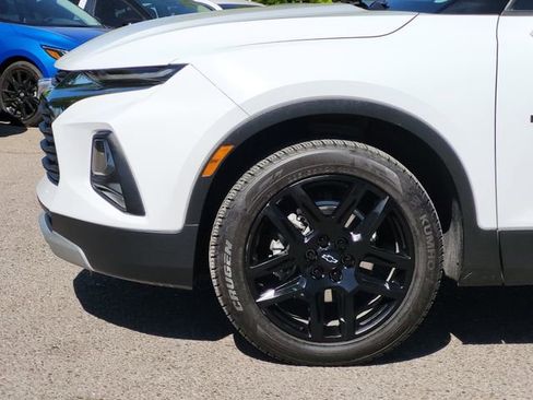 Used 2022 Chevrolet Blazer LT w/ Sound & Technology Package image 6