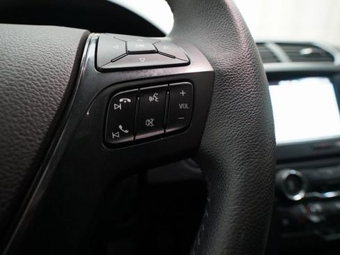 Used 2018 Ford Explorer XLT w/ Equipment Group 202A image 21