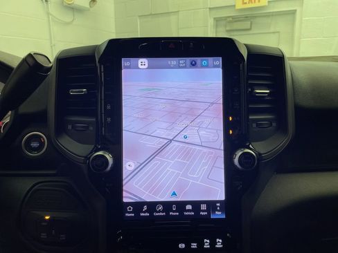 New 2026 RAM 2500 Tradesman AWD/4WD image 15