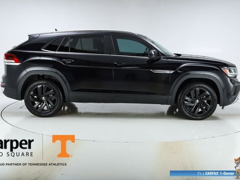 Used 2023 Volkswagen Atlas Cross Sport SE w/ Black Wheel Package FWD image 48