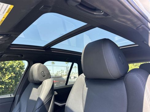 Used 2019 BMW X5 xDrive40i AWD/4WD image 42