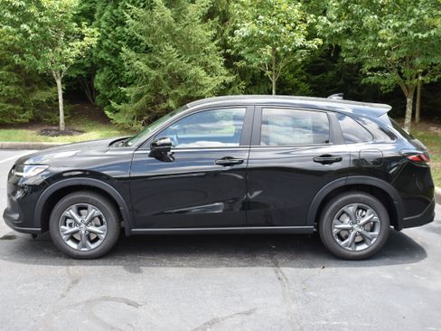 New 2027 Honda HR-V LX image 4