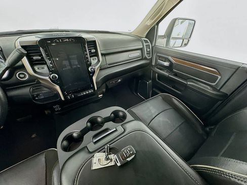 Used 2024 RAM 2500 Laramie w/ Safety Group AWD/4WD image 11