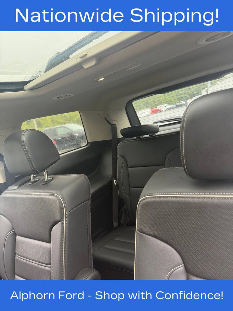 Used 2023 GMC Acadia Denali w/ Denali Ultimate Package AWD/4WD image 7