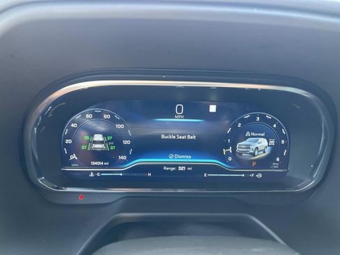 Used 2022 Chevrolet Suburban RST w/ Luxury Package image 38