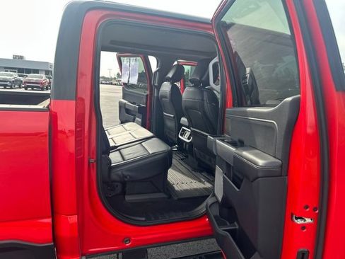 Used 2024 Ford F250 Lariat w/ Lariat Ultimate Package AWD/4WD image 33