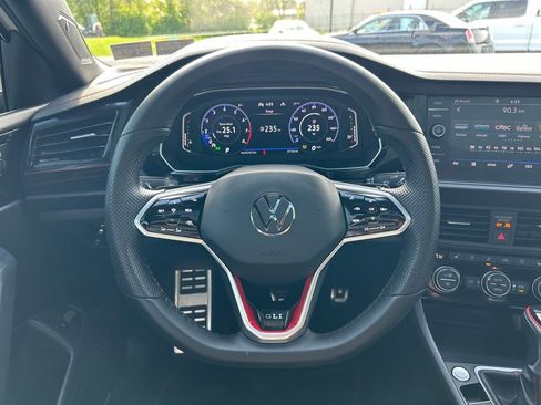 Used 2023 Volkswagen Jetta GLI Autobahn FWD image 4