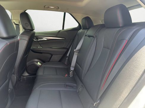 Used 2023 Buick Envision Essence w/ Sport Touring Package FWD image 11