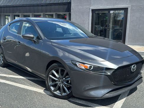 Used 2019 MAZDA MAZDA3 AWD Hatchback w/ Preferred Pkg image 1