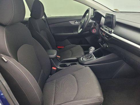 Used 2019 Kia Forte LXS FWD image 21