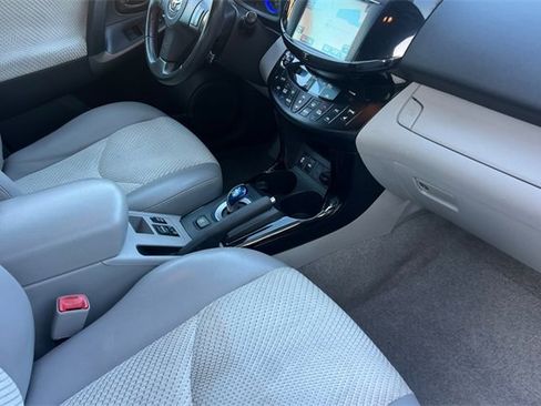 Used 2014 Toyota RAV4 EV image 17